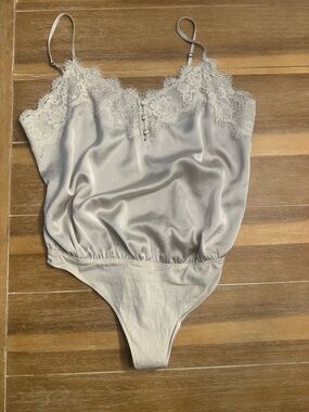 Abercrombie & Fitch Lace-Trim Satin Cami Bodysuit in Cream